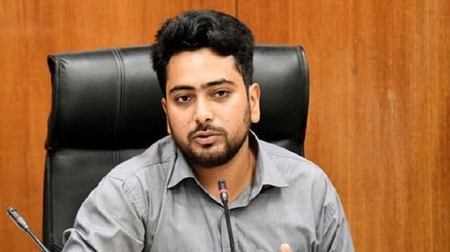 নাহিদ ইসলামের নির্বাচনি অফিসে গুলি